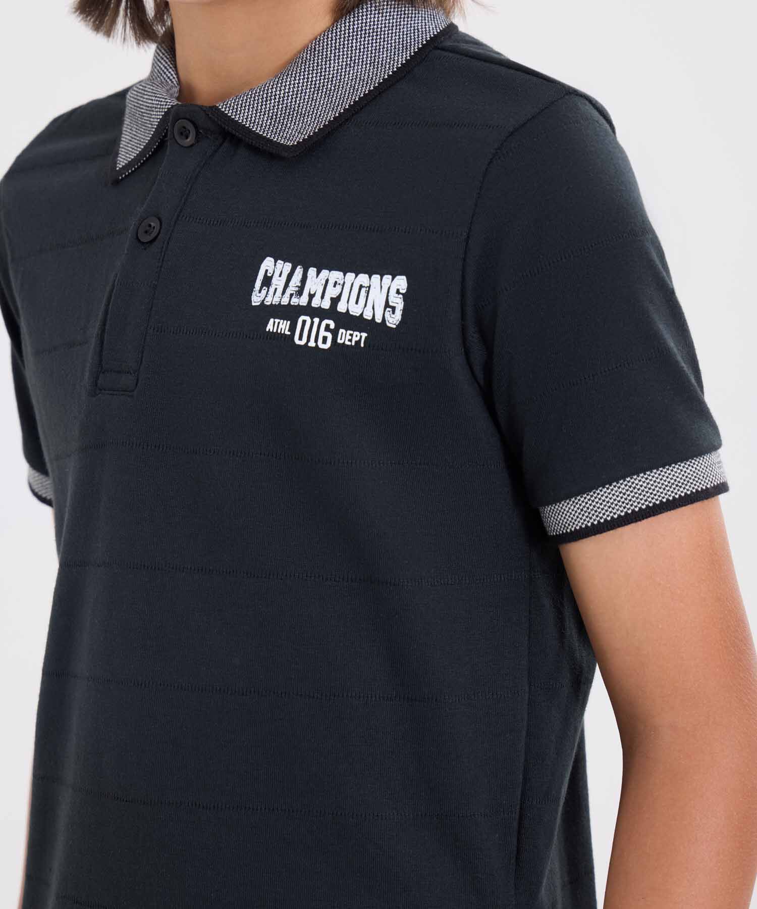 camiseta polo para niños