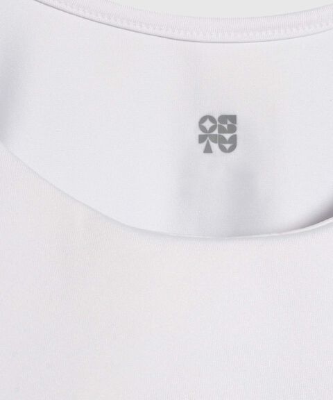 top deportivo mujer image number null